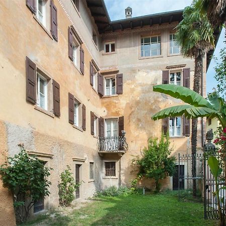 Dimora Storica Caproni Arco Exterior foto